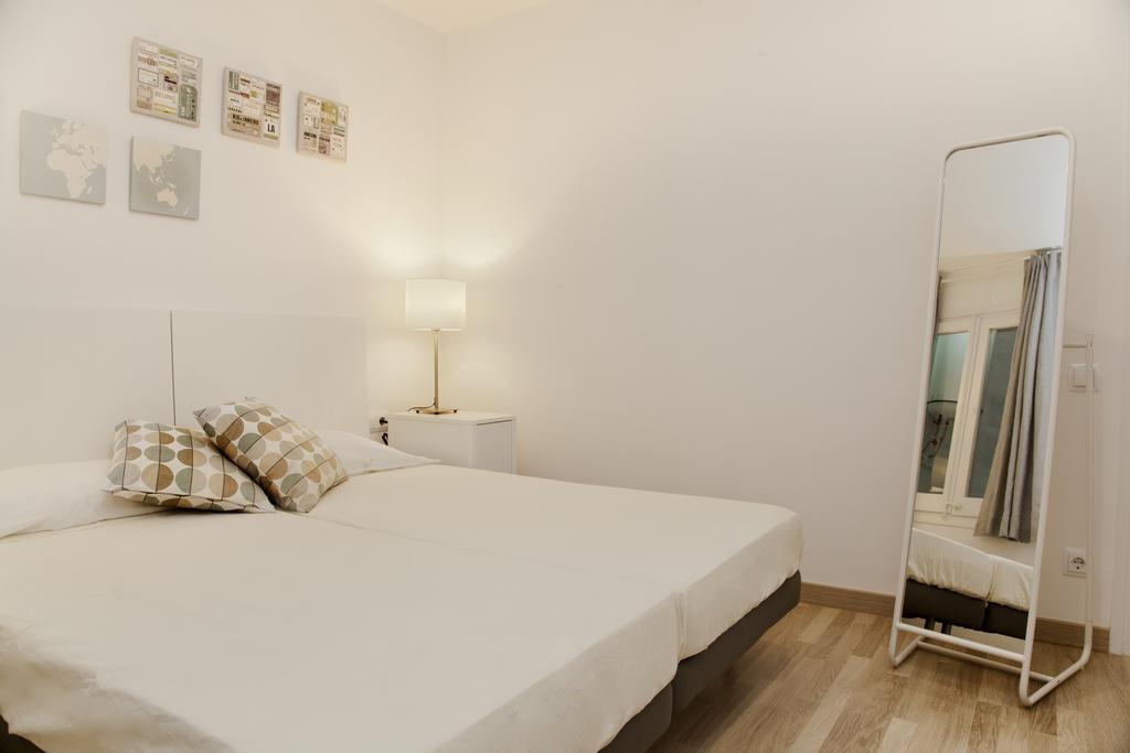 Flateli Roger 2 Apartman Barcelona Kültér fotó